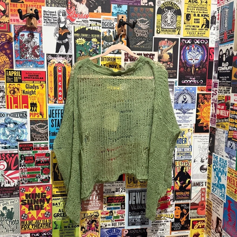 Wildfox Light Green Women's Sweater - Picture 4 of 4